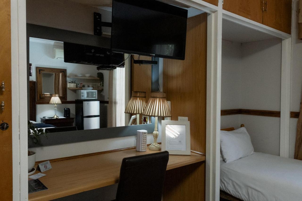 Park Living Guesthouse Bloemfontein Buitenkant foto