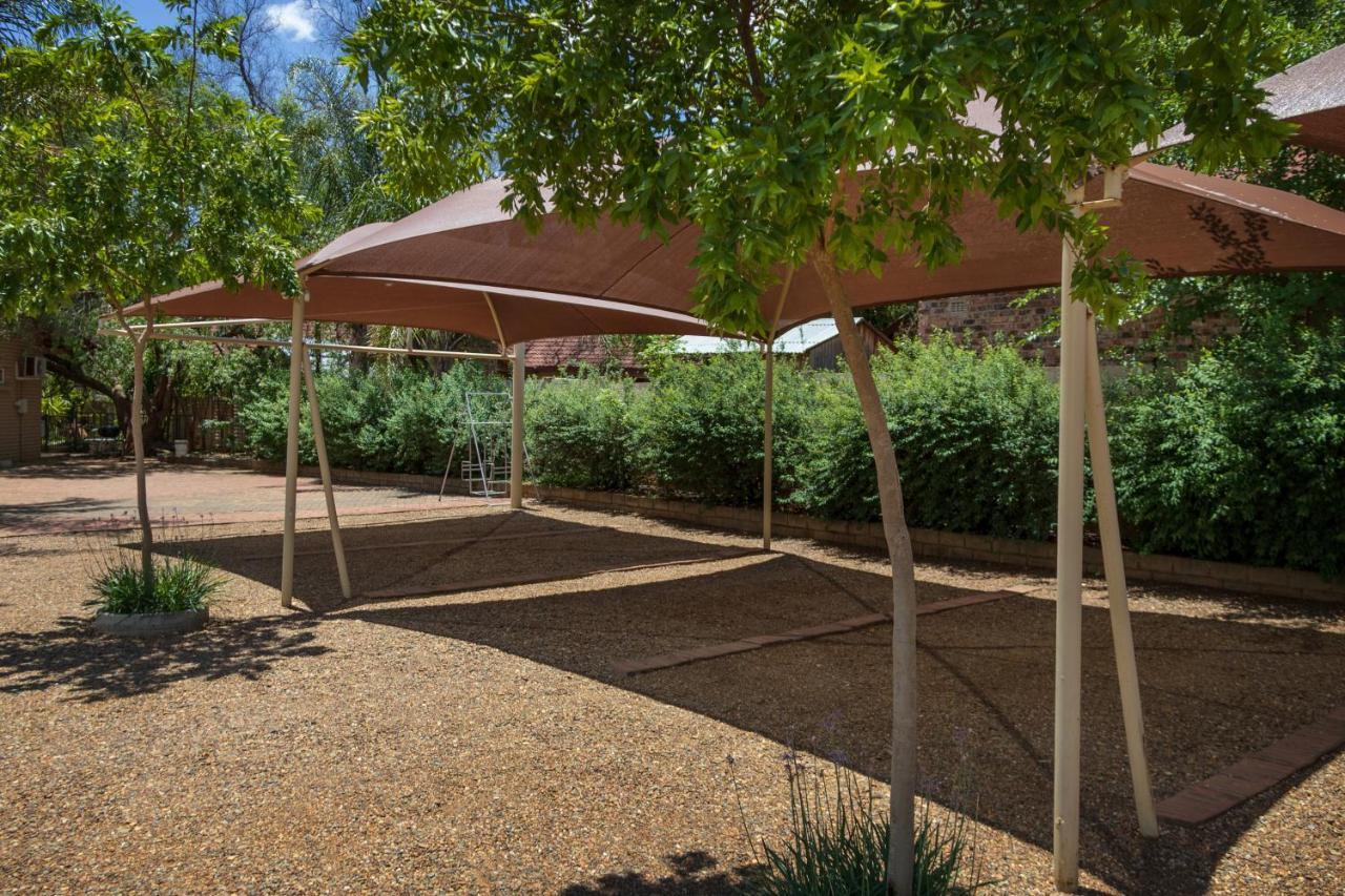 Park Living Guesthouse Bloemfontein Buitenkant foto