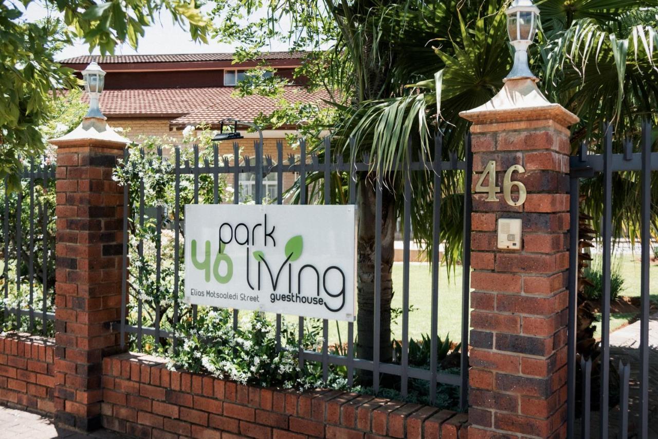 Park Living Guesthouse Bloemfontein Buitenkant foto
