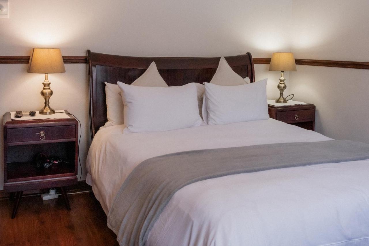 Park Living Guesthouse Bloemfontein Buitenkant foto