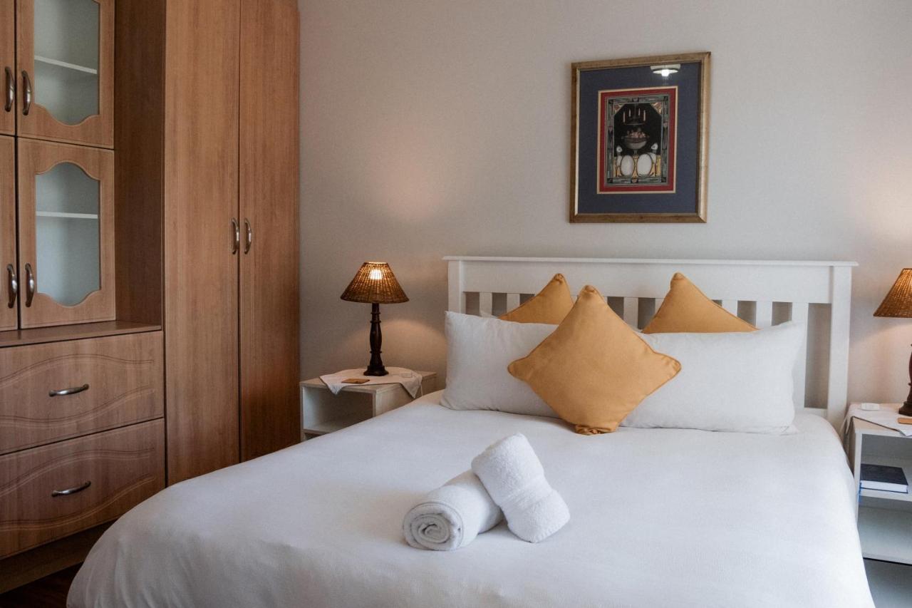 Park Living Guesthouse Bloemfontein Buitenkant foto