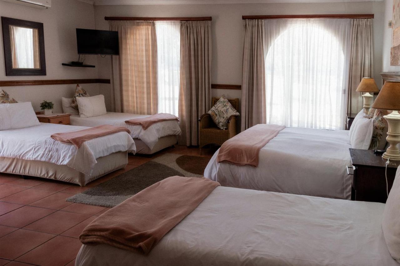 Park Living Guesthouse Bloemfontein Buitenkant foto